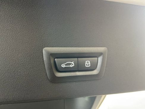 Certified 2025 BMW X3 xDrive30i w/ M Sport Package image 32