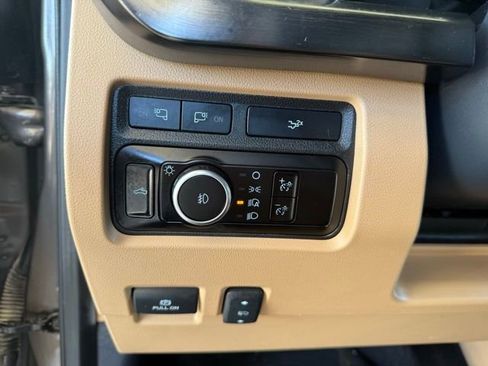 Used 2023 Ford F350 Lariat w/ Lariat Ultimate Package image 17