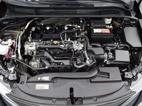 Used 2024 Toyota Corolla LE FWD image 9