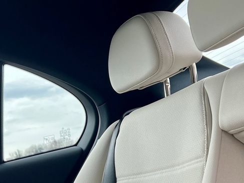 Certified 2026 Mercedes-Benz C 300 4MATIC Sedan image 20