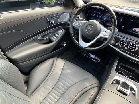 Certified 2020 Mercedes-Benz S 560 4MATIC Sedan image 13