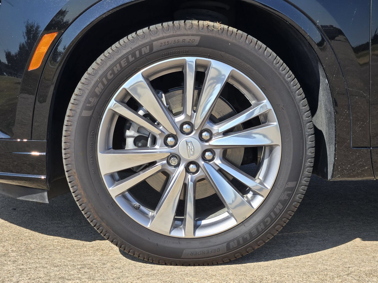 Used 2023 Cadillac XT6 Premium Luxury FWD image 14