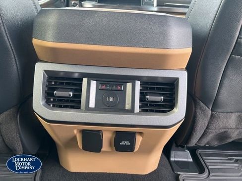 Used 2023 Ford F250 Lariat AWD/4WD image 25