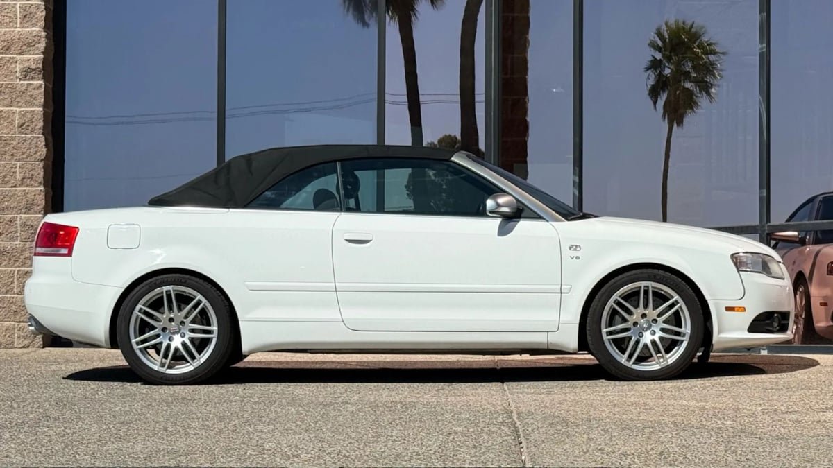 Used 2008 Audi S4 Cabriolet AWD/4WD image 14