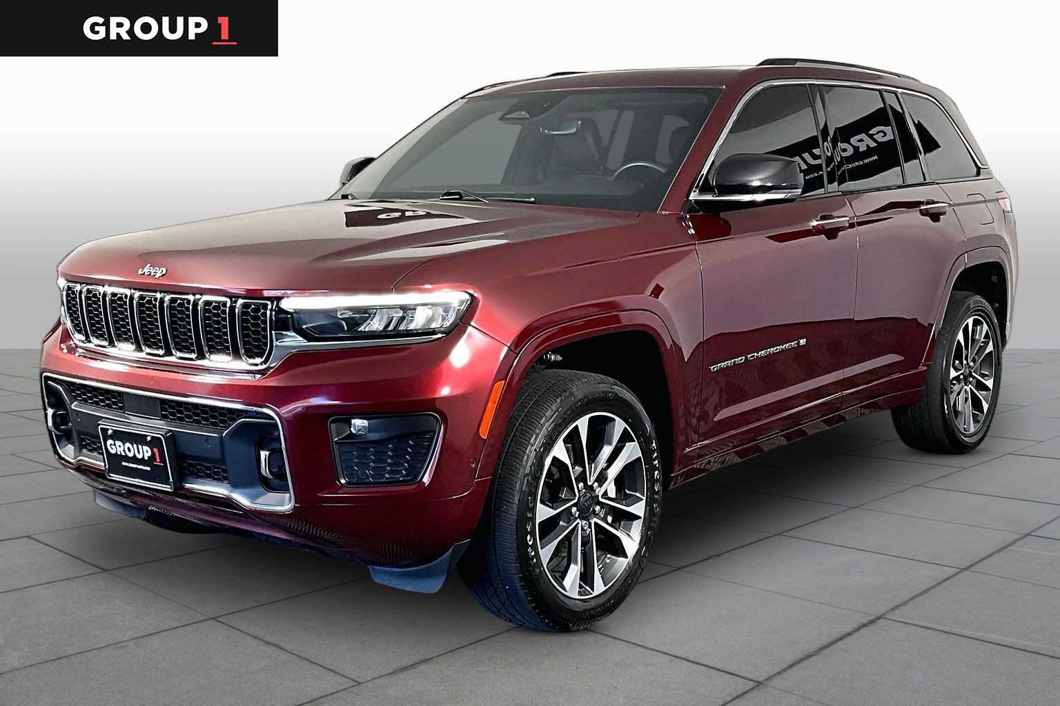 Used 2022 Jeep Grand Cherokee Overland AWD/4WD image 1
