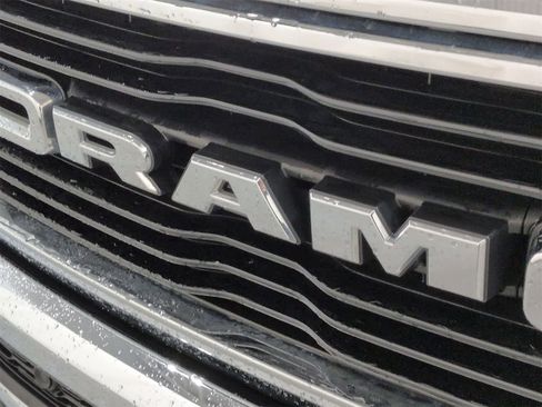 Certified 2019 RAM 1500 Big Horn image 12