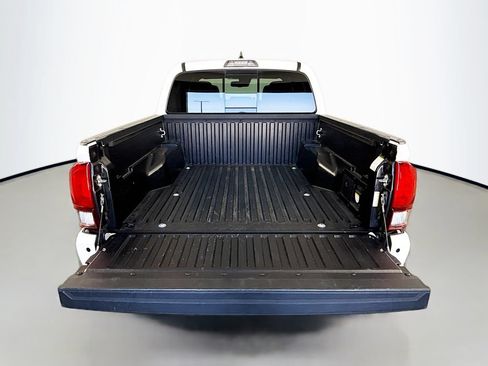 Used 2019 Toyota Tacoma TRD Sport w/ Technology Package RWD image 23