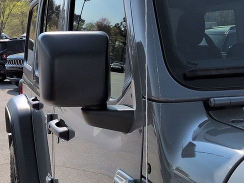 Used 2023 Jeep Wrangler Unlimited w/ Cold Weather Group image 11