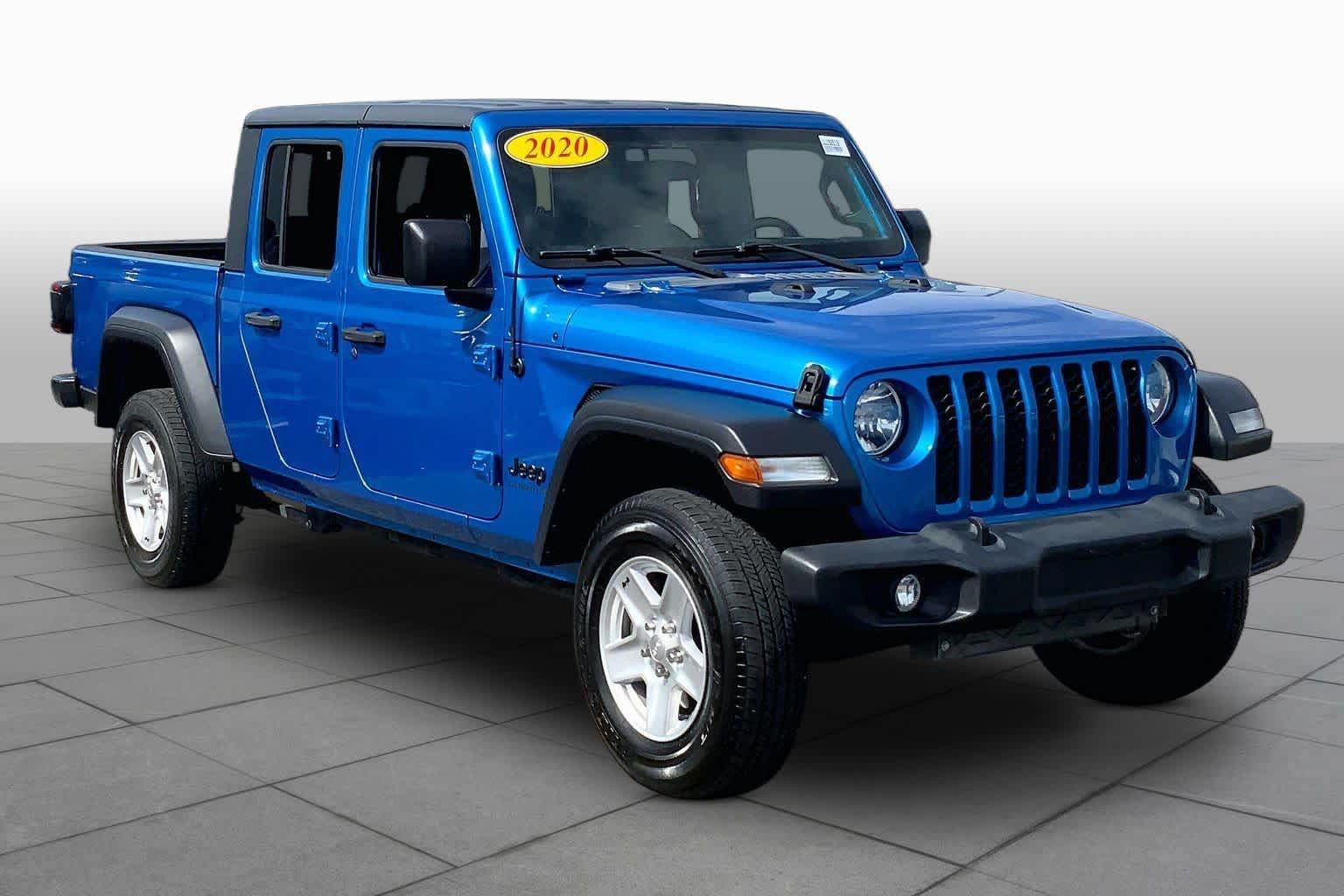 Used 2020 Jeep Gladiator Sport w/ Quick Order Package 23S AWD/4WD image 3