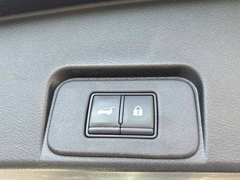 Used 2021 Nissan Rogue SL w/ Premium Package FWD image 33