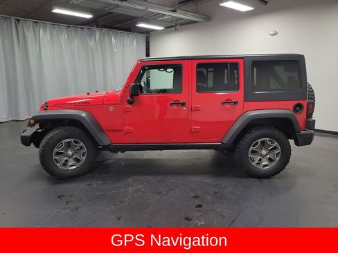 Used 2017 Jeep Wrangler Unlimited Rubicon w/ Connectivity Group image 6