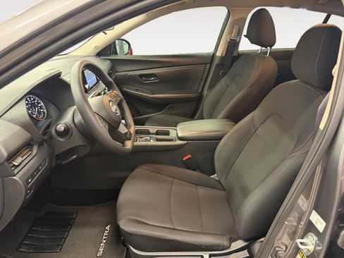 Used 2025 Nissan Sentra S FWD image 23