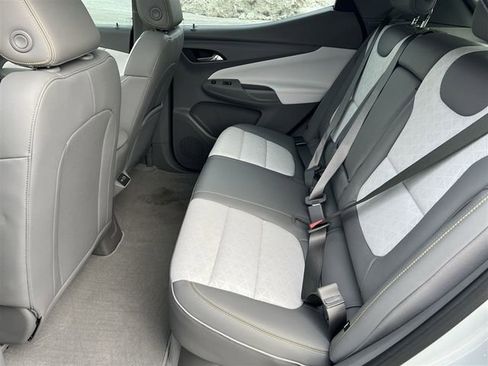 Used 2022 Chevrolet Bolt EUV Premier w/ Sun & Sound Package image 24