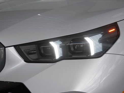 New 2026 BMW i5 eDrive40 w/ M Sport Package image 6