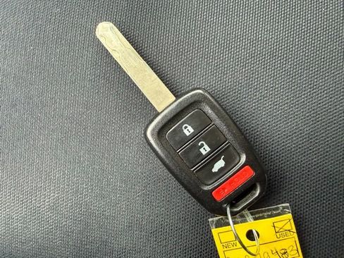 Used 2016 Honda CR-V SE image 11
