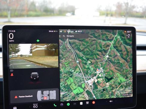 Used 2019 Tesla Model 3 Standard Range Plus image 22