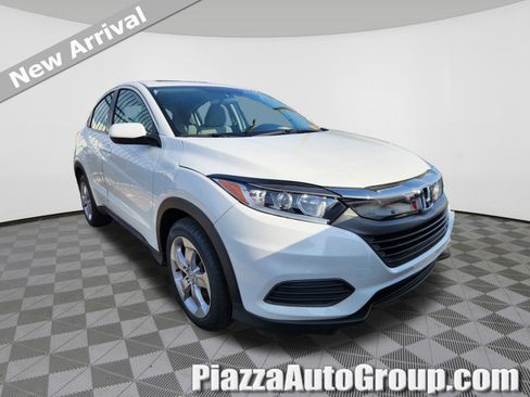 Certified 2022 Honda HR-V LX image 1