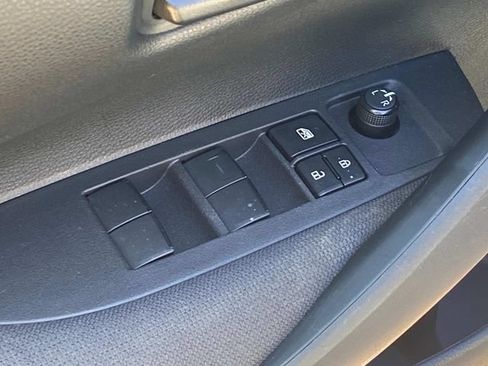 Used 2024 Toyota Corolla LE FWD image 13