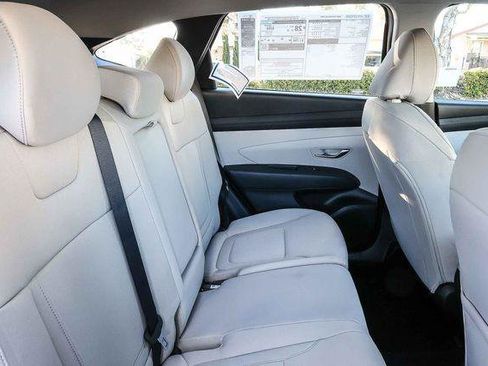 New 2026 Hyundai Tucson SE image 18