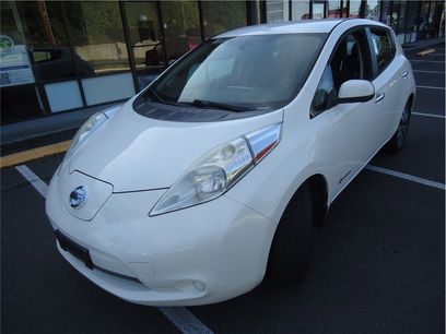 Used 2016 Nissan Leaf SV w/ Premium Package