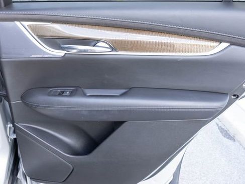 Used 2020 Cadillac XT6 Sport w/ Platinum Package AWD/4WD image 19