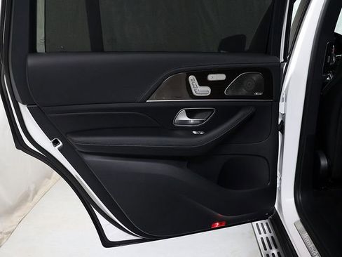 Certified 2026 Mercedes-Benz GLS 580 4MATIC image 31