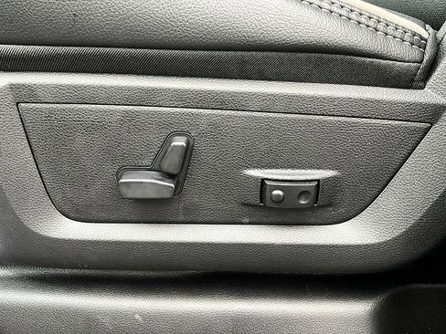 New 2026 RAM 3500 Laramie AWD/4WD image 16