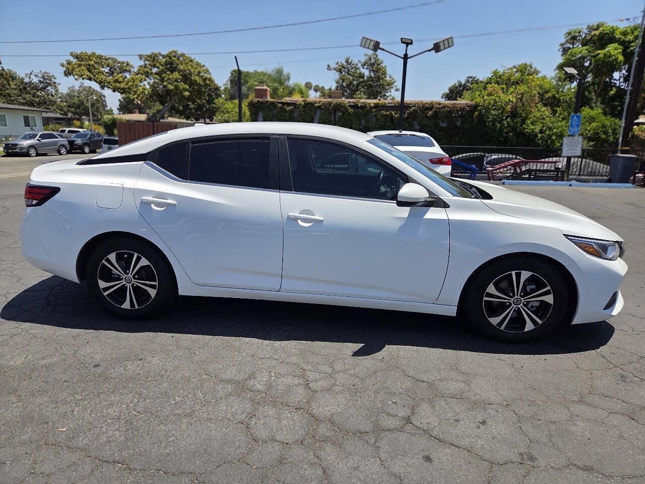 Used 2022 Nissan Sentra SV w/ Trunk Package FWD image 24