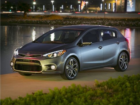 Used 2016 Kia Forte LX FWD image 1