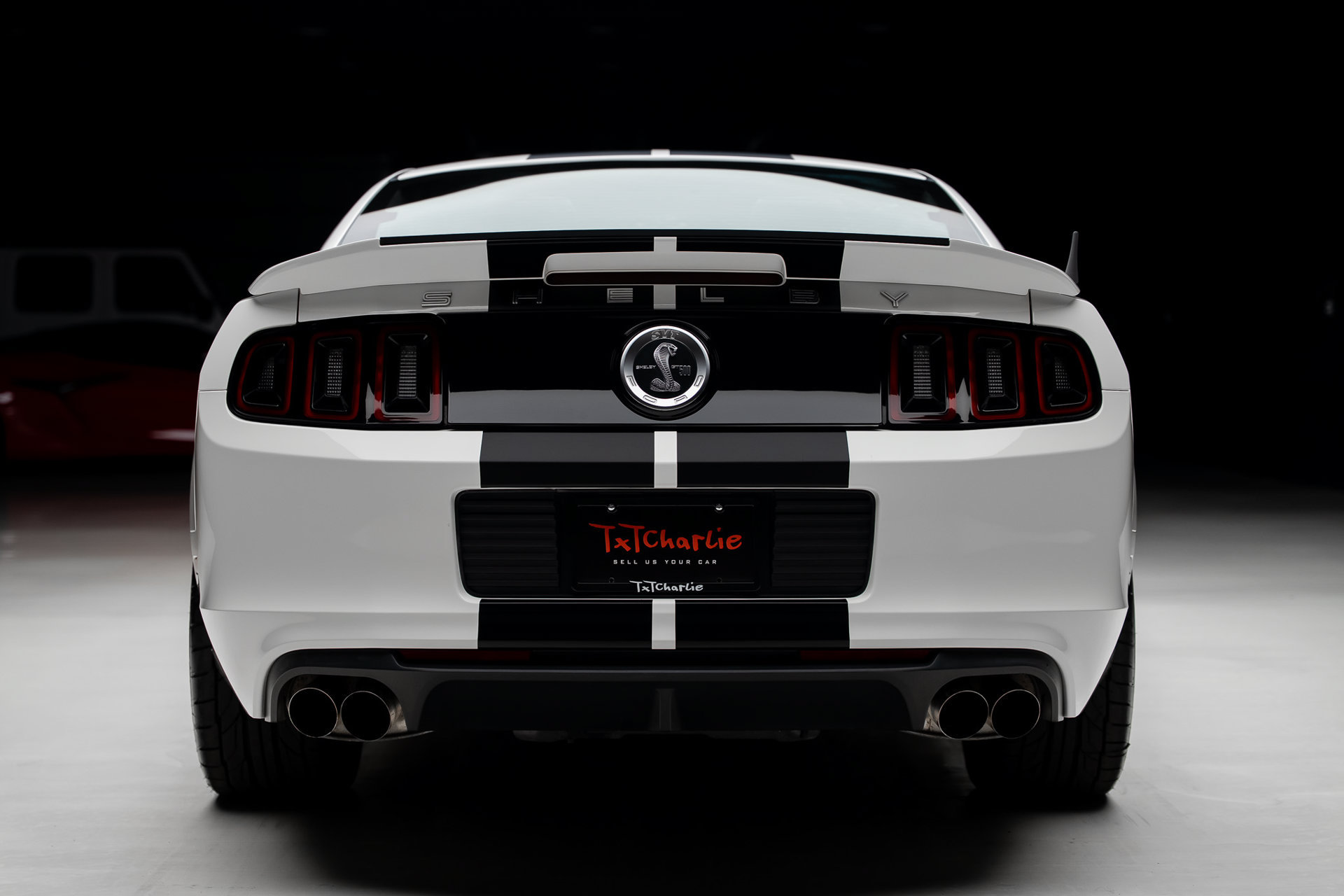 Used 2013 Ford Mustang Shelby GT500 RWD image 28