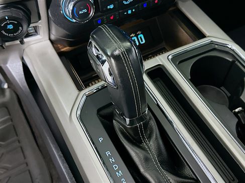 Used 2016 Ford F150 Lariat w/ Equipment Group 501A Mid image 21