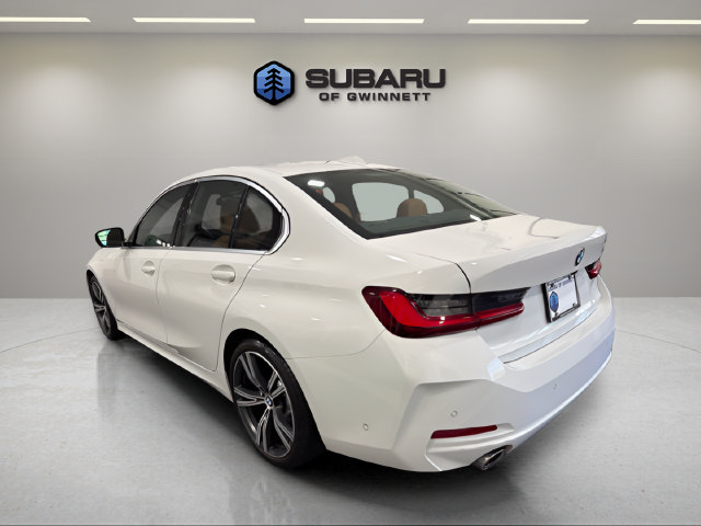 Used 2024 BMW 330i Sedan w/ Convenience Package RWD image 3
