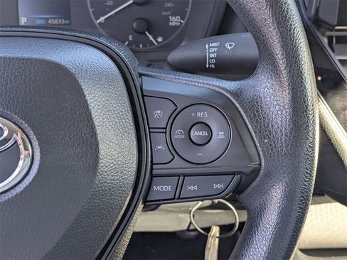 Used 2024 Toyota Corolla LE image 19
