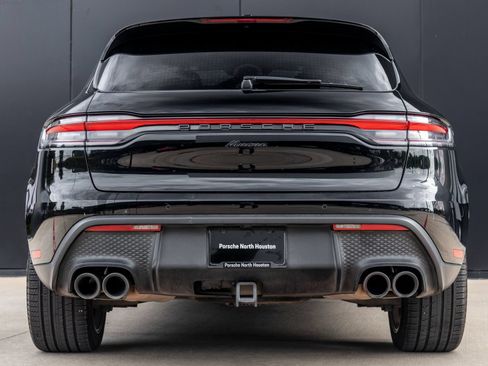 Certified 2023 Porsche Macan AWD/4WD image 10