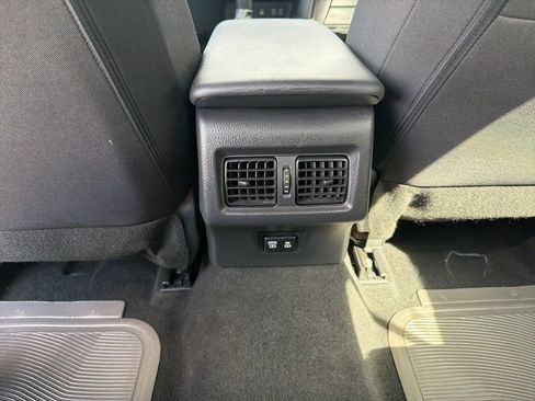 Used 2025 Toyota Camry LE image 18