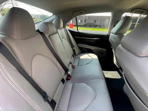 Used 2023 Toyota Camry LE w/ Convenience Package image 31