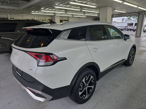 Certified 2023 Kia Sportage EX AWD/4WD image 6