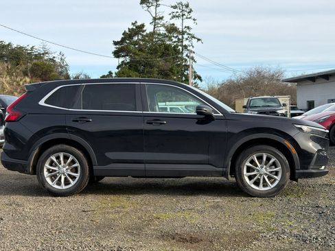 Used 2023 Honda CR-V EX image 3