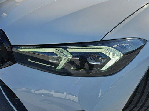 Certified 2024 BMW 330i 330i w/ M Sport Package image 32