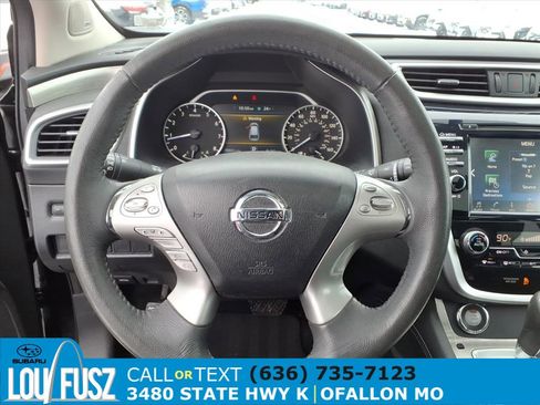 Used 2016 Nissan Murano SV w/ Premium Package image 19