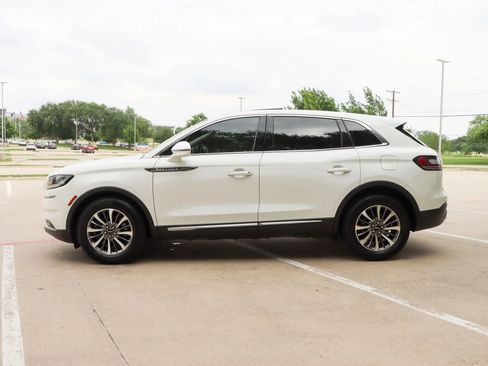 Used 2021 Lincoln Nautilus Reserve w/ Cargo Utility Package FWD image 4