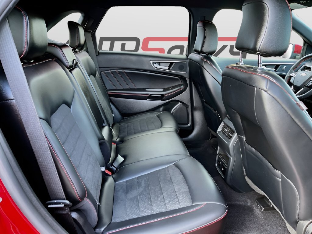 Used 2024 Ford Edge ST-Line AWD/4WD image 26
