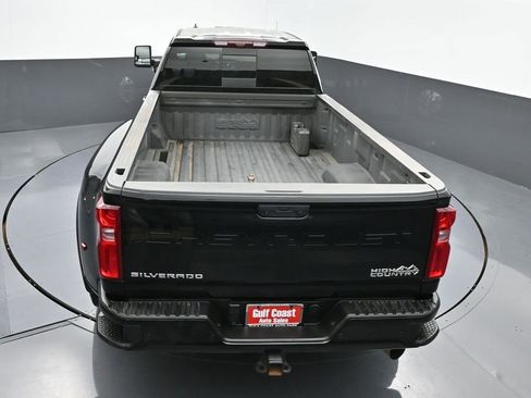 Used 2024 Chevrolet Silverado 3500 High Country w/ High Country Premium Package image 49