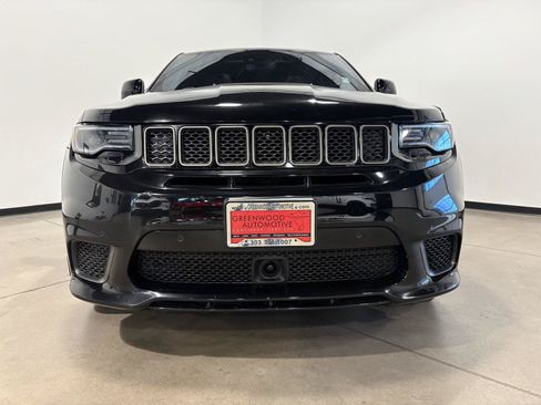 Used 2018 Jeep Grand Cherokee Trackhawk AWD/4WD image 9