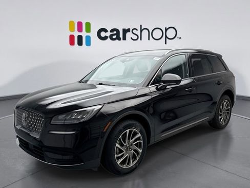 Used 2021 Lincoln Corsair FWD w/ Rear Removable Package Tray image 1
