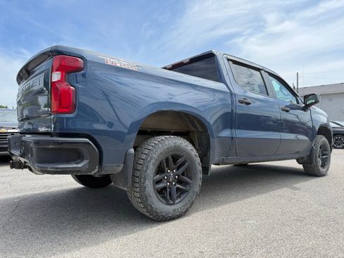 Used 2019 Chevrolet Silverado 1500 Custom Trail Boss w/ Custom Convenience Package AWD/4WD image 11