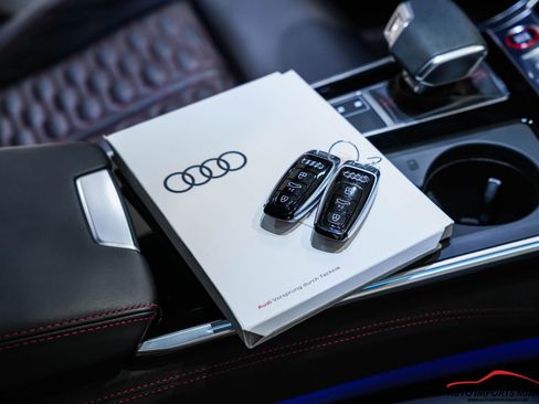 Used 2022 Audi RS 7 4.0T image 91