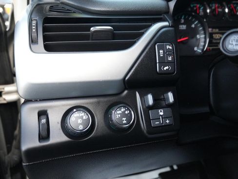 Used 2015 Chevrolet Tahoe LTZ image 12