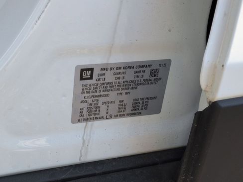 Used 2022 Chevrolet Trax LT w/ LT Convenience Package image 33