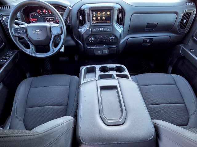 Used 2019 Chevrolet Silverado 1500 Custom Trail Boss AWD/4WD image 10